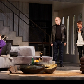 First Look at Idina Menzel in the West Coast Premiere of Skintight