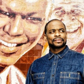 Dulé Hill channels Nat King Cole, who met a racist world with songs of love, joy and grace