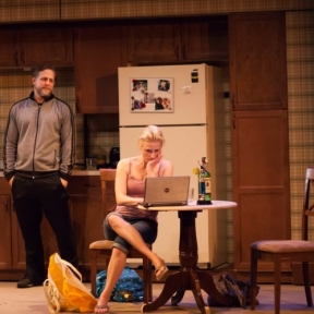 AMANDA PEET'S PLAY BRINGS MAMIE GUMMER — AND TEEN DRAMA — TO THE GEFFEN