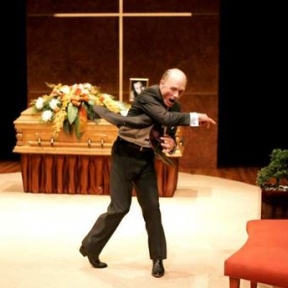 Ed Harris pulls us through ‘Wrecks’