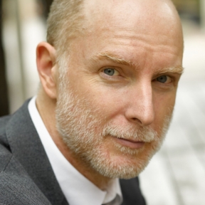 BWW Interview: A POWERful Hugo Armstrong Confidently SAILs Through His Theatrical Career