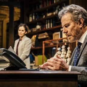 Review: Bryan Cranston tests the bounds of free speech in ‘Power of Sail’ at the Geffen Playhouse