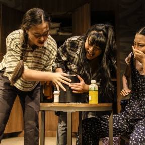 Man of God Review – Fright and Fury in a Bangkok Hotel Room