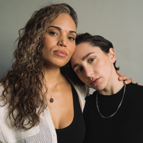 For Two Broadway Stars, a Love Story Blossoms in a Honky-Tonk Bar