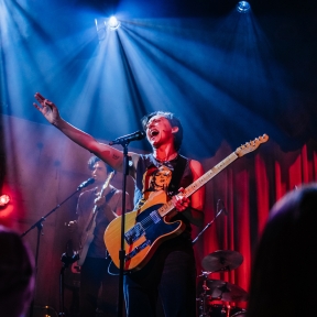 Commentary: Does musical ‘The Lonely Few’ pull off the grittiness of touring life? An ex-indie rocker weighs in