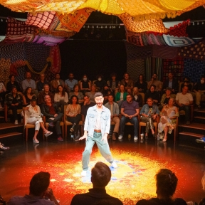 Time Passages: Theater Reviews of Every Brilliant Thing and Infinite Ache