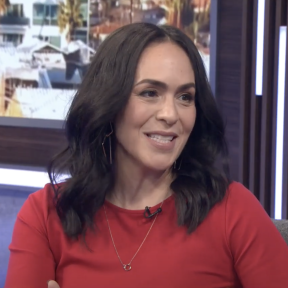 Actress Roxana Ortega gets personal with new one-woman show "Am I Roxie?"